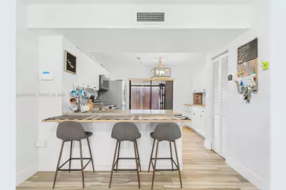 1805 SW 107th Ave #2601, Miami, FL 33165 - Photo 4