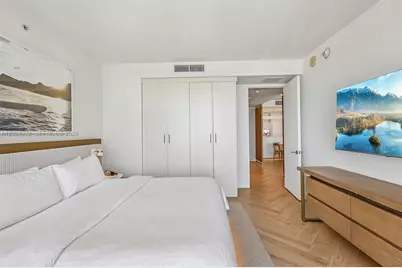 2201 Collins Ave #1019, Miami Beach, FL 33139 - Photo 16