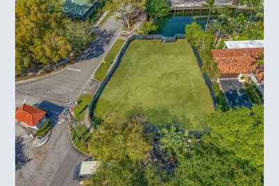 1805 Ixora Rd, North Miami, FL 33181 - Photo 4