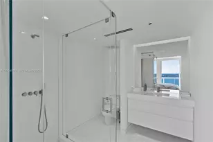 10 Venetian Way, Miami Beach, FL 33139 - Photo 28