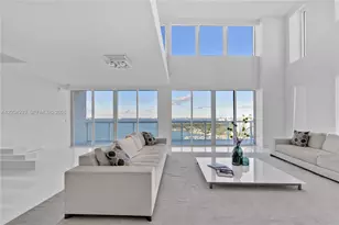 10 Venetian Way, Miami Beach, FL 33139 - Photo 1