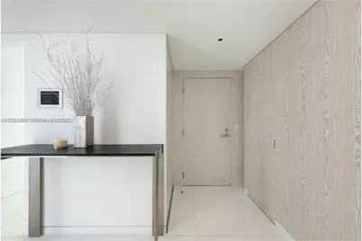 10 Venetian Way #PH04, Miami Beach, FL 33139 - Photo 32