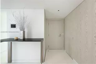 10 Venetian Way, Miami Beach, FL 33139 - Photo 32