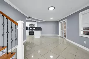 5335 W 23rd Ct, Hialeah, FL 33016 - Photo 8