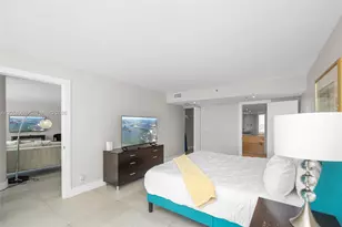 1717 N Bayshore Dr, Miami, FL 33132 - Photo 26