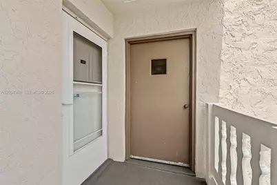 325 SE 11th Ter #308, Dania Beach, FL 33004 - Photo 26