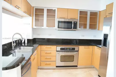 31 SE 5th St #2205, Miami, FL 33131 - Photo 18