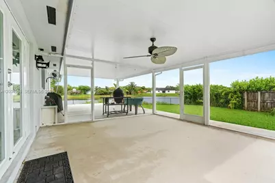 20572 SW 317th St, Homestead, FL 33030 - Photo 22