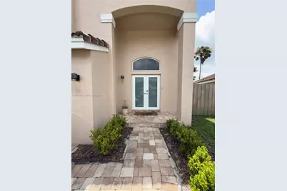 8404 SW 42nd Ct, Davie, FL 33328 - Photo 4