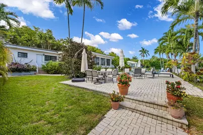 740 Jeronimo Dr, Coral Gables, FL 33146 - Photo 14