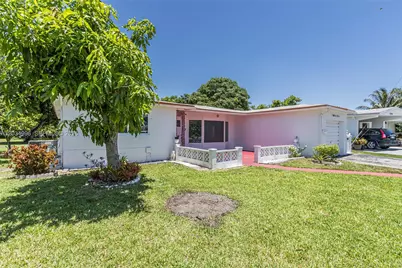 4397 NW 47th Ter, Lauderdale Lakes, FL 33319 - Photo 4