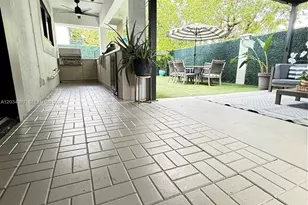 21251 NE 3rd Ct, Miami, FL 33179 - Photo 20