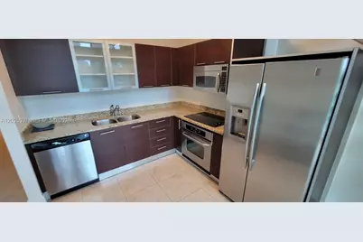 41 SE 5th St #805, Miami, FL 33131 - Photo 2