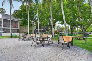 7917 SW 104th St, Miami, FL 33156 - Photo 32