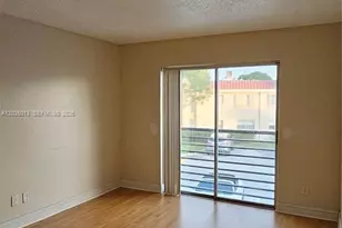 5352 NE 6th Ave, Oakland Park, FL 33334 - Photo 30