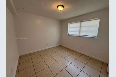 8275 NE Miami Ct #202, Miami, FL 33138 - Photo 2