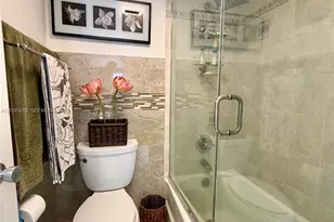 5700 Collins Ave, Miami Beach, FL 33140 - Photo 24