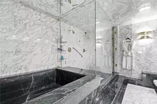 1800 NE 114th St, Miami, FL 33181 - Photo 24