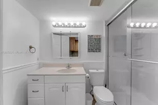 10832 N Kendall Dr, Miami, FL 33176 - Photo 14
