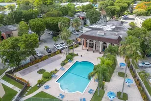 10832 N Kendall Dr, Miami, FL 33176 - Photo 26