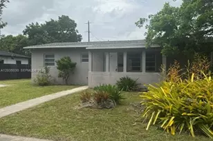 9815 Pan American Dr, Cutler Bay, FL 33189 - Photo 28