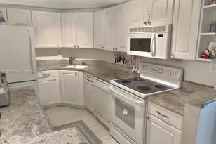 3031 N Ocean Blvd, Fort Lauderdale, FL 33308 - Photo 18