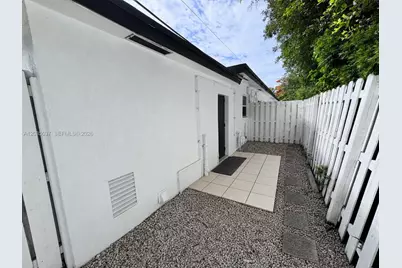 1801 NE 25th Ave #3, Pompano Beach, FL 33062 - Photo 16
