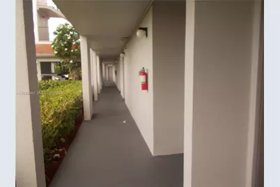 1400 SW 124th Ter #106Q, Pembroke Pines, FL 33027 - Photo 10