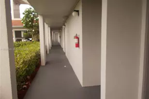 1400 SW 124th Terrace, Pembroke Pines, FL 33027 - Photo 10
