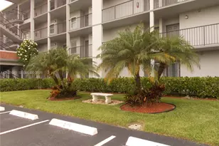 1400 SW 124th Terrace, Pembroke Pines, FL 33027 - Photo 6