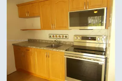 1400 SW 124th Ter #106Q, Pembroke Pines, FL 33027 - Photo 24
