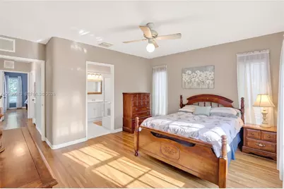 73 NE 110th St, Miami Shores, FL 33161 - Photo 12