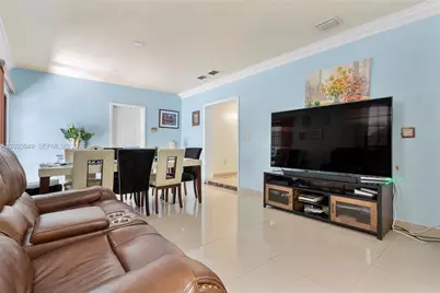 348 NE 118th St, Miami, FL 33161 - Photo 16