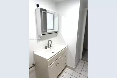 3640 NW 9th St #302, Miami, FL 33125 - Photo 4