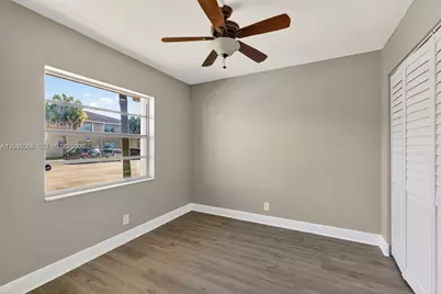 908 Twin Lakes Dr #8-C, Coral Springs, FL 33071 - Photo 10