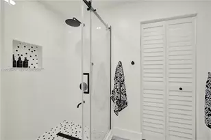10044 SW 137th Pl, Miami, FL 33186 - Photo 22