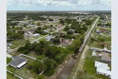 3105 Brian Ave S, Lehigh Acres, FL 33976 - Photo 12