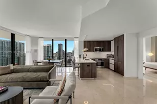 68 SE 6th St, Miami, FL 33131 - Photo 2