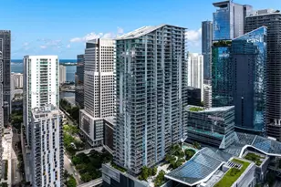 68 SE 6th St, Miami, FL 33131 - Photo 42