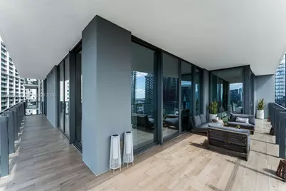68 SE 6th St #2612, Miami, FL 33131 - Photo 30