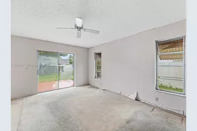 2862 SW 13th Ct, Deerfield Beach, FL 33442 - Photo 24