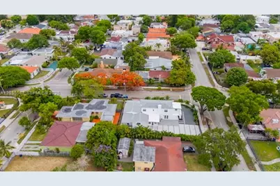 590 SW 23rd Ave, Miami, FL 33135 - Photo 20