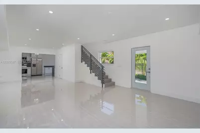 590 SW 23rd Ave, Miami, FL 33135 - Photo 12