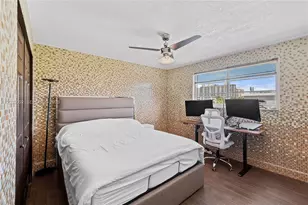 3665 NE 167th St, North Miami Beach, FL 33160 - Photo 16