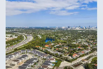 19701 NE 16th Pl, Miami, FL 33179 - Photo 24