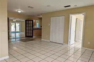 25405 SW 127th Ct, Homestead, FL 33032 - Photo 8