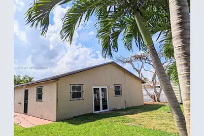 25405 SW 127th Ct, Homestead, FL 33032 - Photo 6