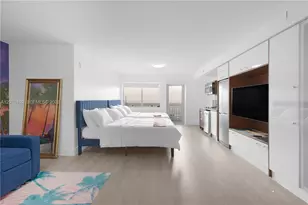 1024 Ocean Dr, Miami Beach, FL 33139 - Photo 14