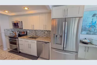 301 174 St #702, Sunny Isles Beach, FL 33160 - Photo 32