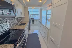301 174th St, Sunny Isles Beach, FL 33160 - Photo 28